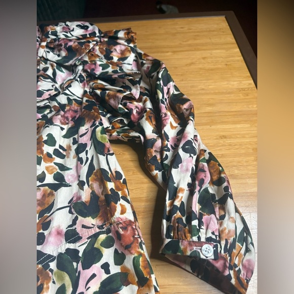 EUC Something Navy- Floral Dress. Size XS - Picture 9 of 10